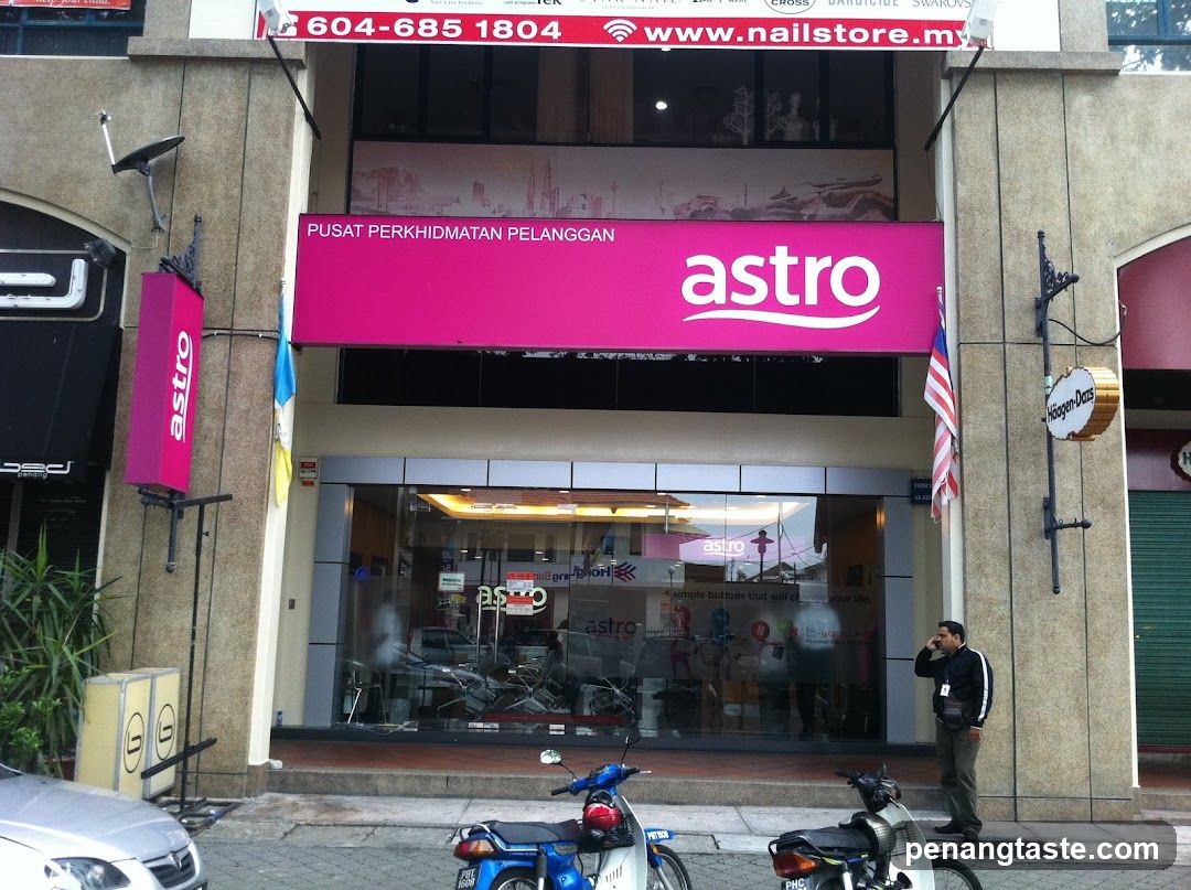 Astro Experience Store
