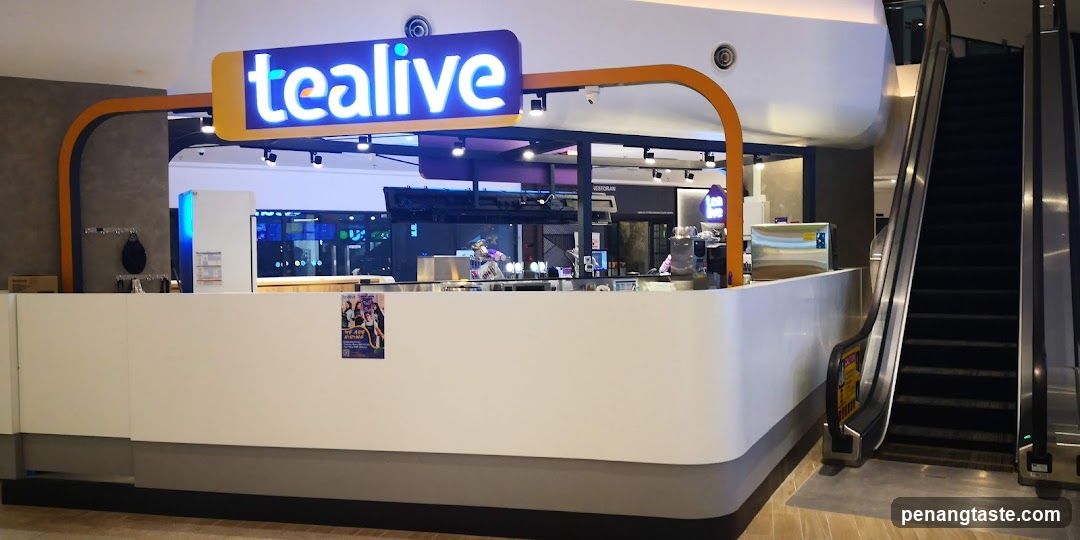 Tealive Storefront Interior View