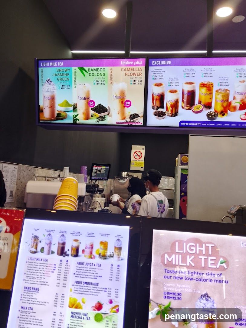 Tealive Plus Store Interior