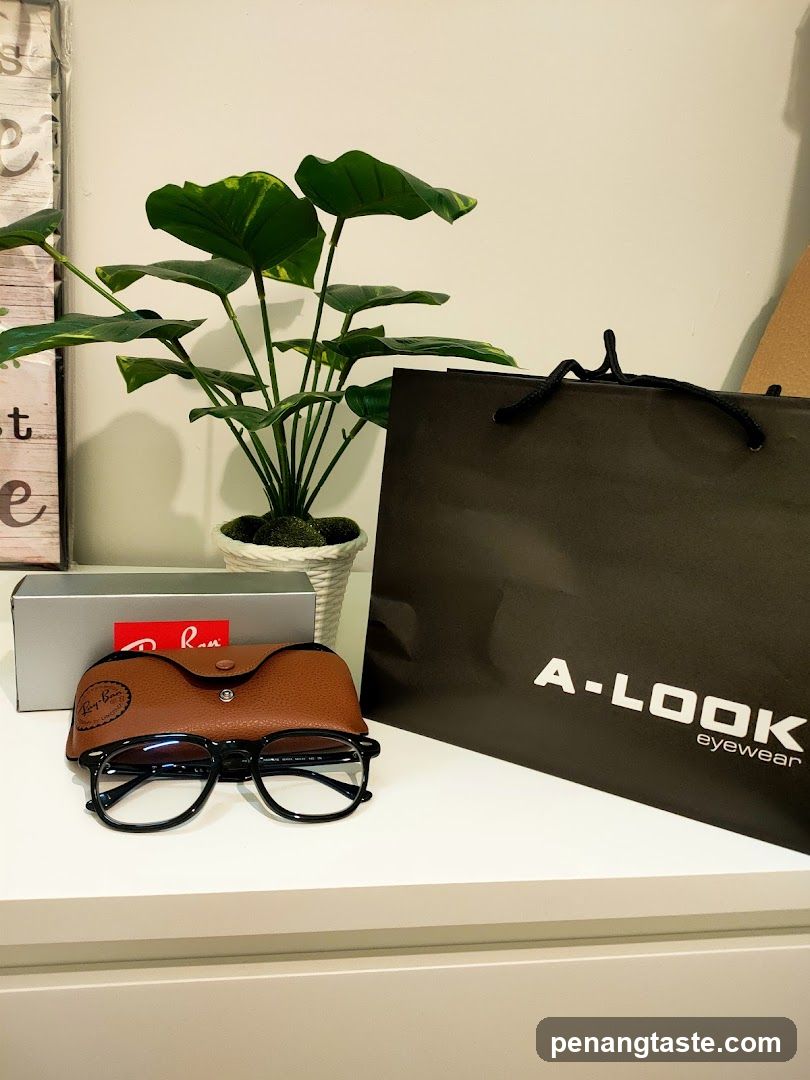Eyewear Display