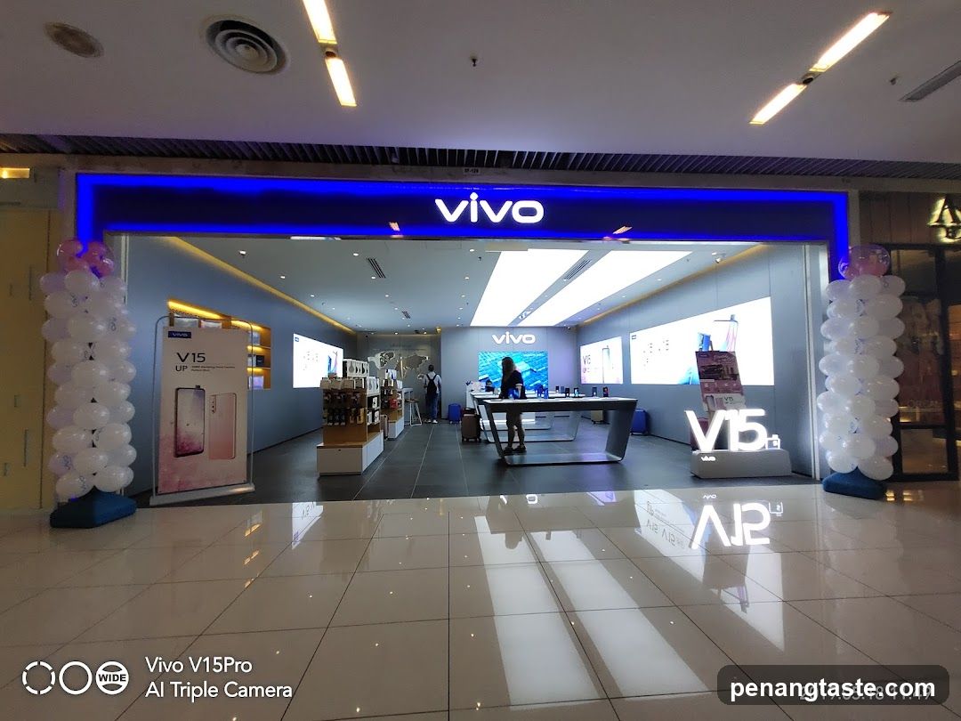 Vivo Store Interior