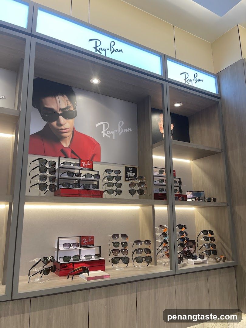 Ray-Ban Store Interior