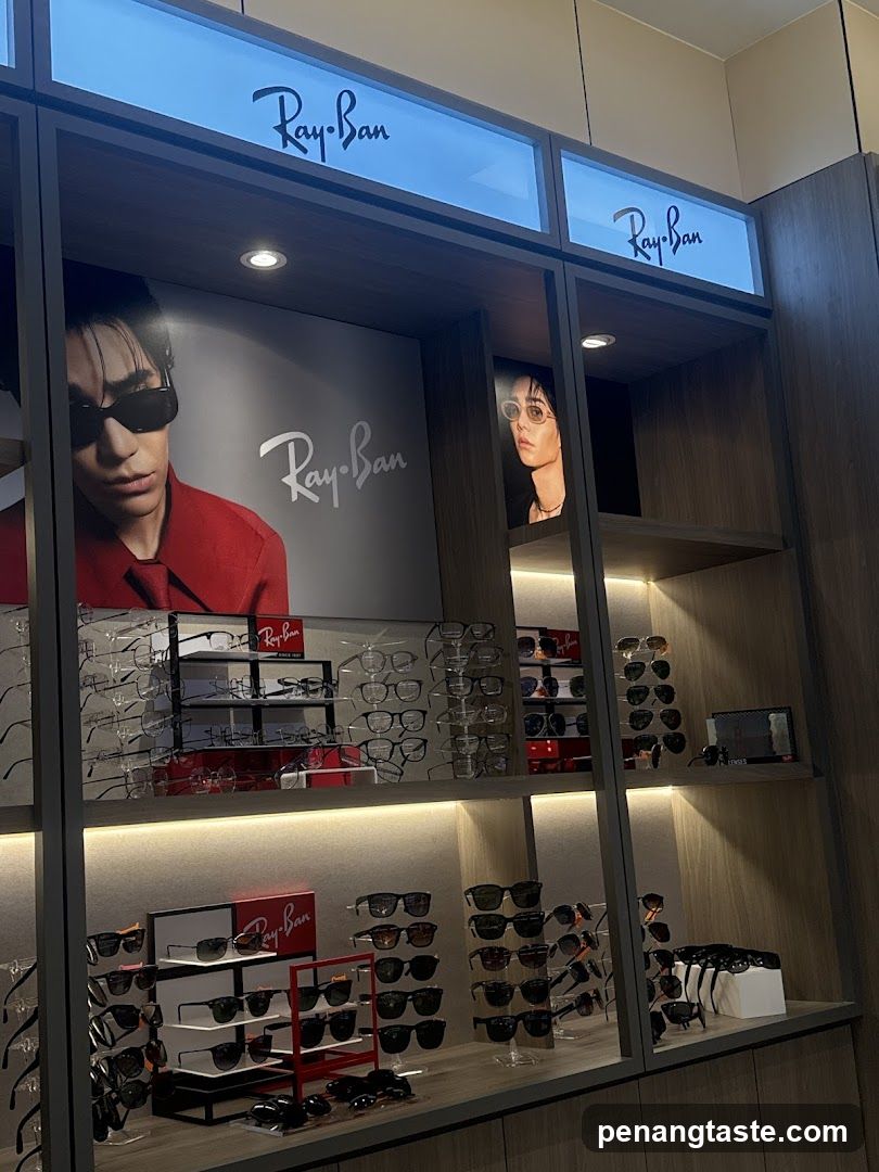 Ray-Ban Store Interior