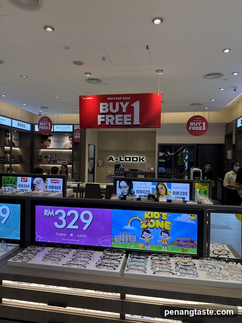 A-LOOK Store Interior