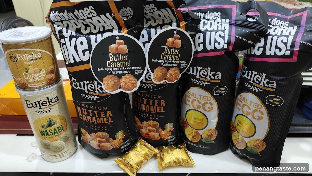 Eujeka Gourmet Popcorn Products Display