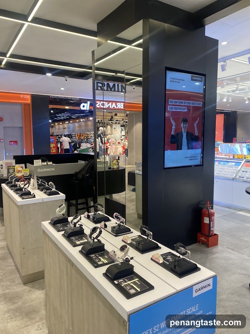 Garmin Store Interior