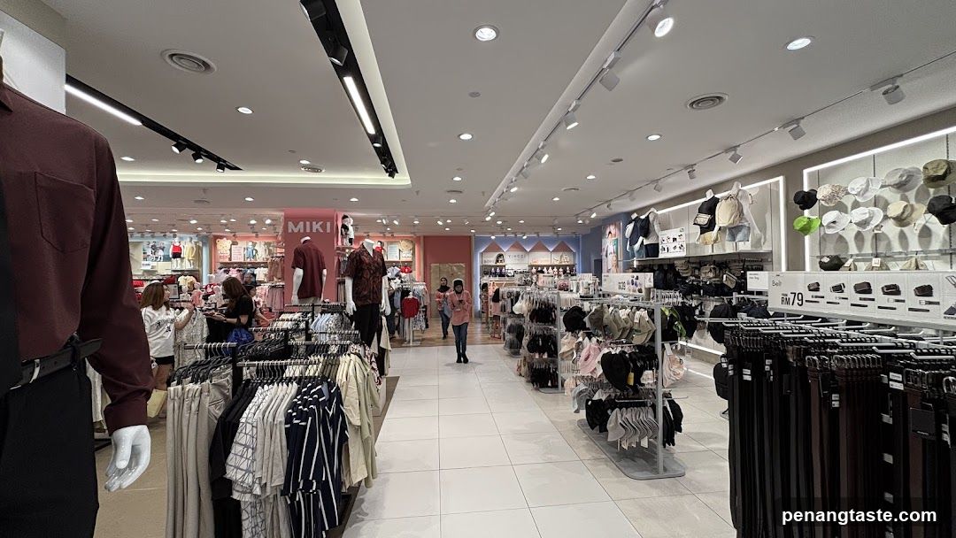 Padini Concept Store