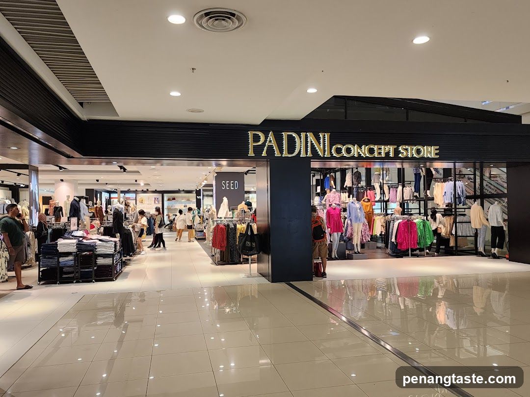 PADINI CONCEPT STORE interior