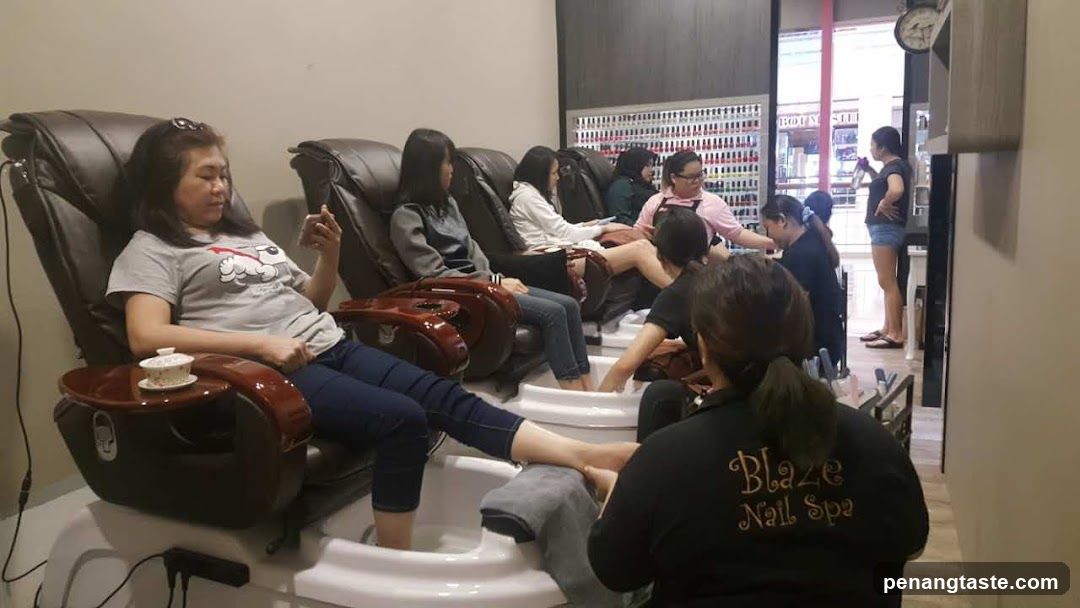 Blaze Nail Spa Interior