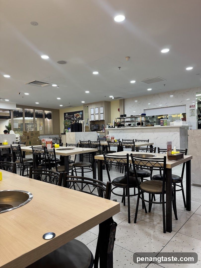 Restaurant Dining Area