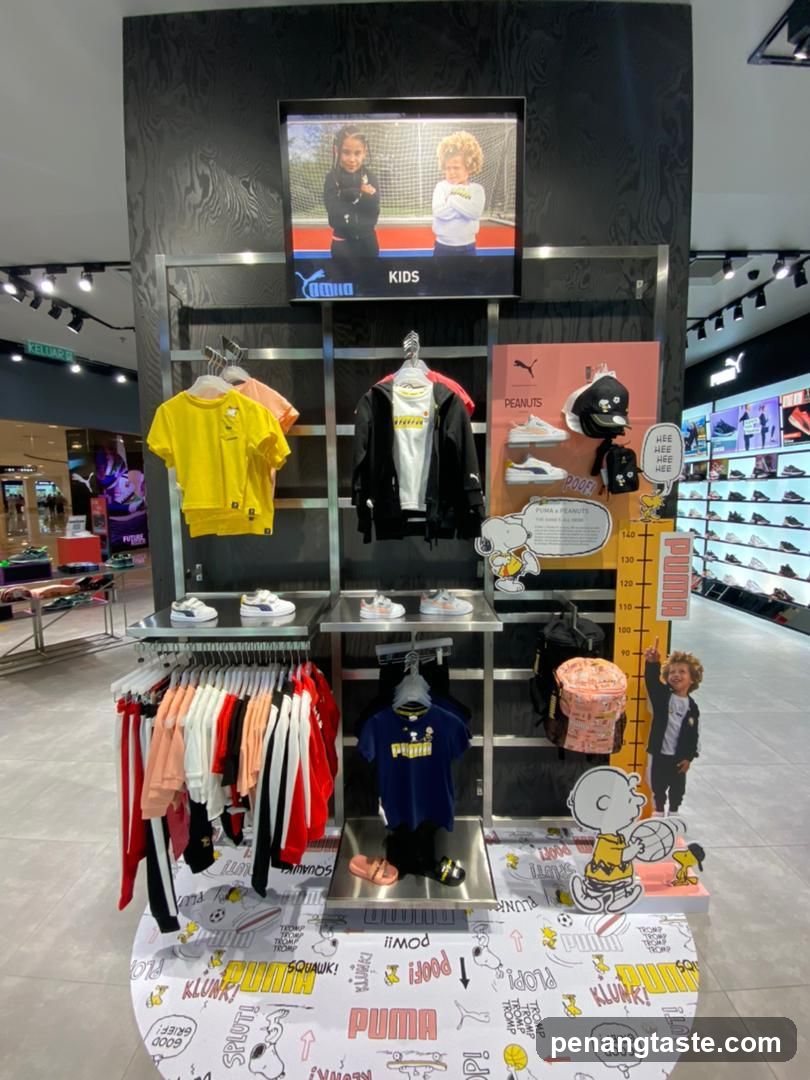 Puma Kids Store Display