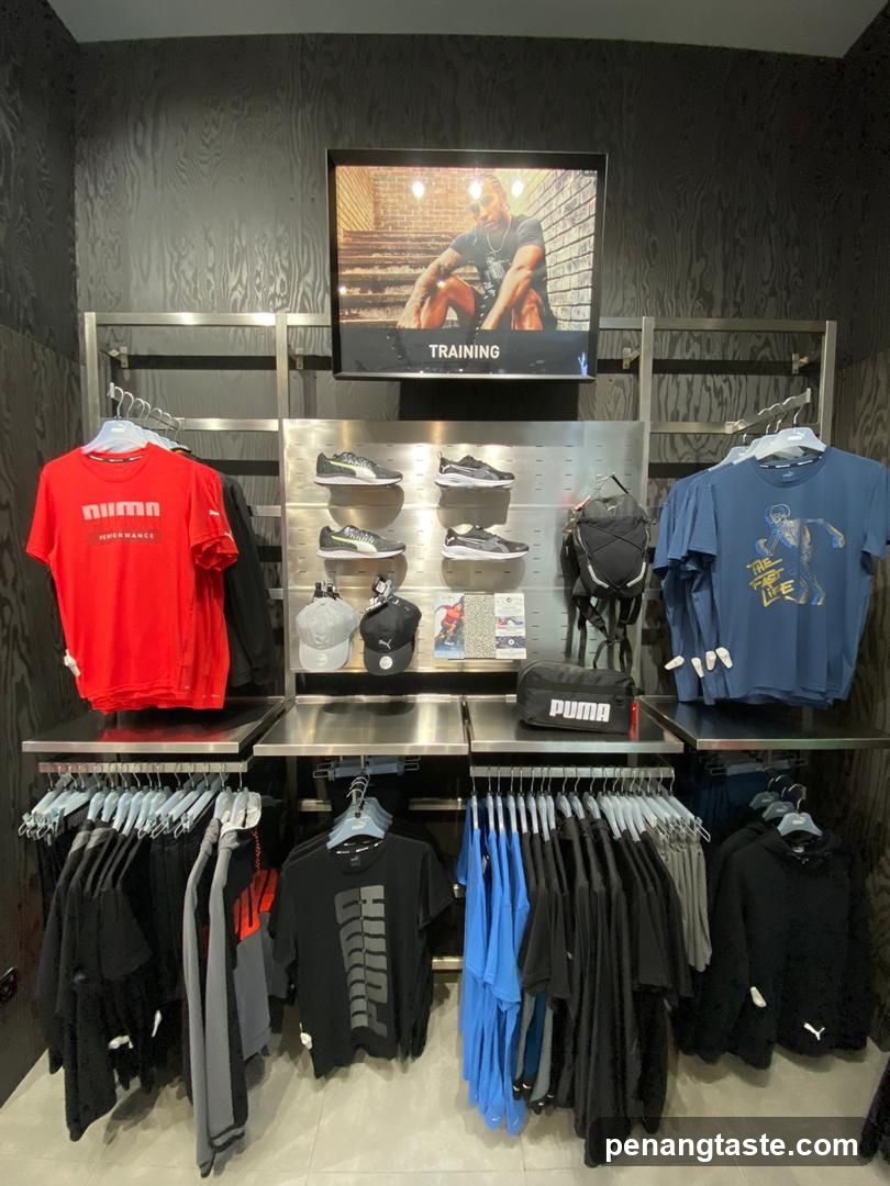 Puma Store Interior Display