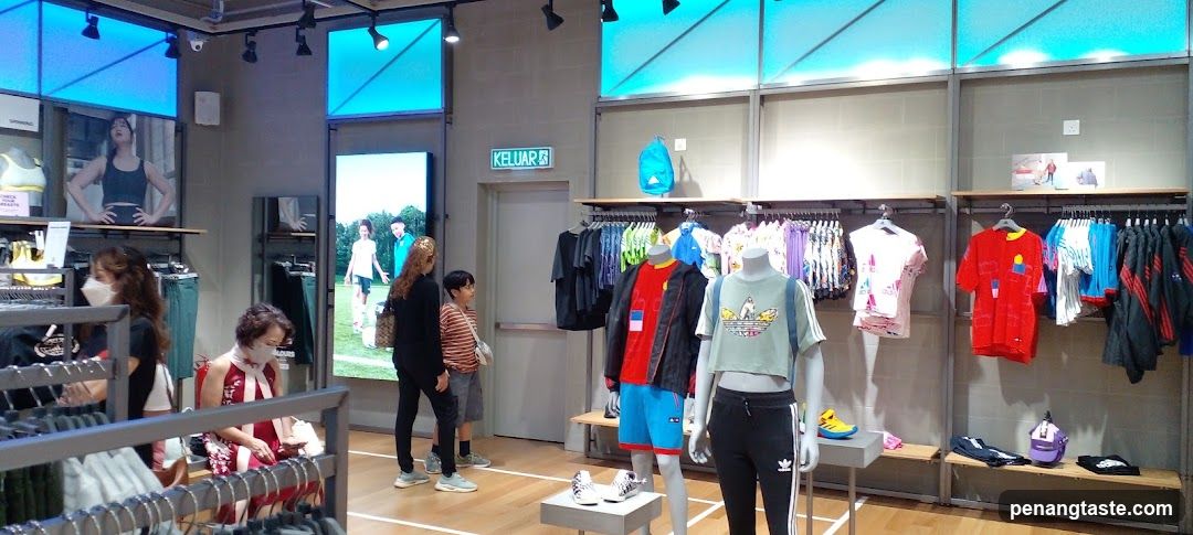 Adidas Store Interior