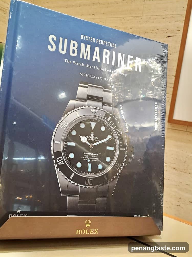 Rolex Submariner Book