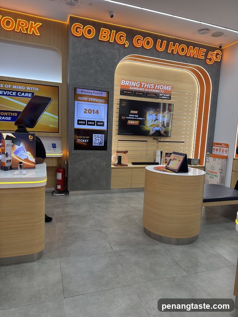 U Home 5G Store Interior