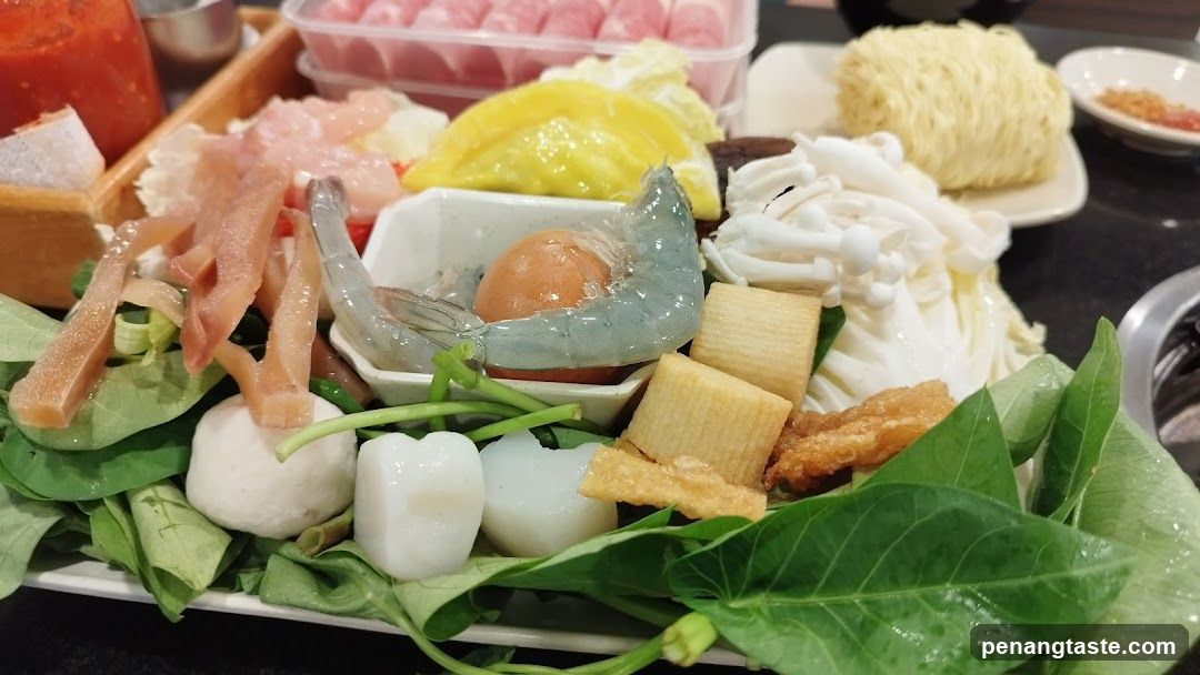 Shuan Shuan Le Steamboat