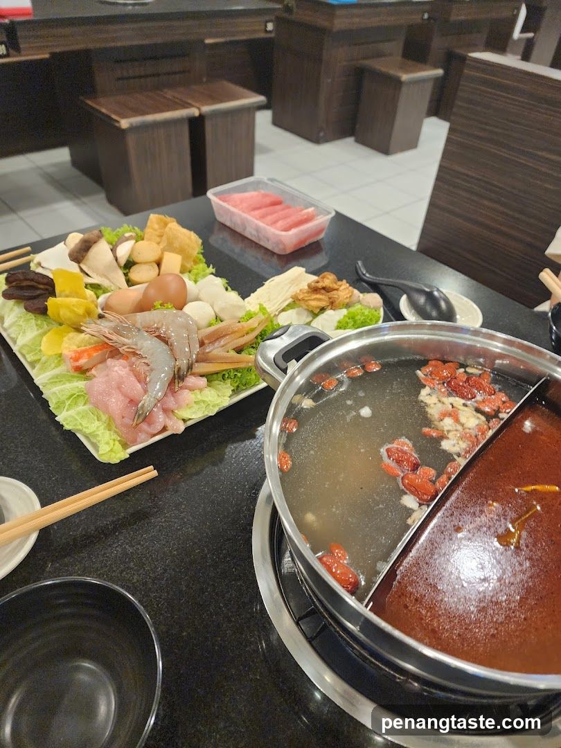 Hot Pot Dining Setup