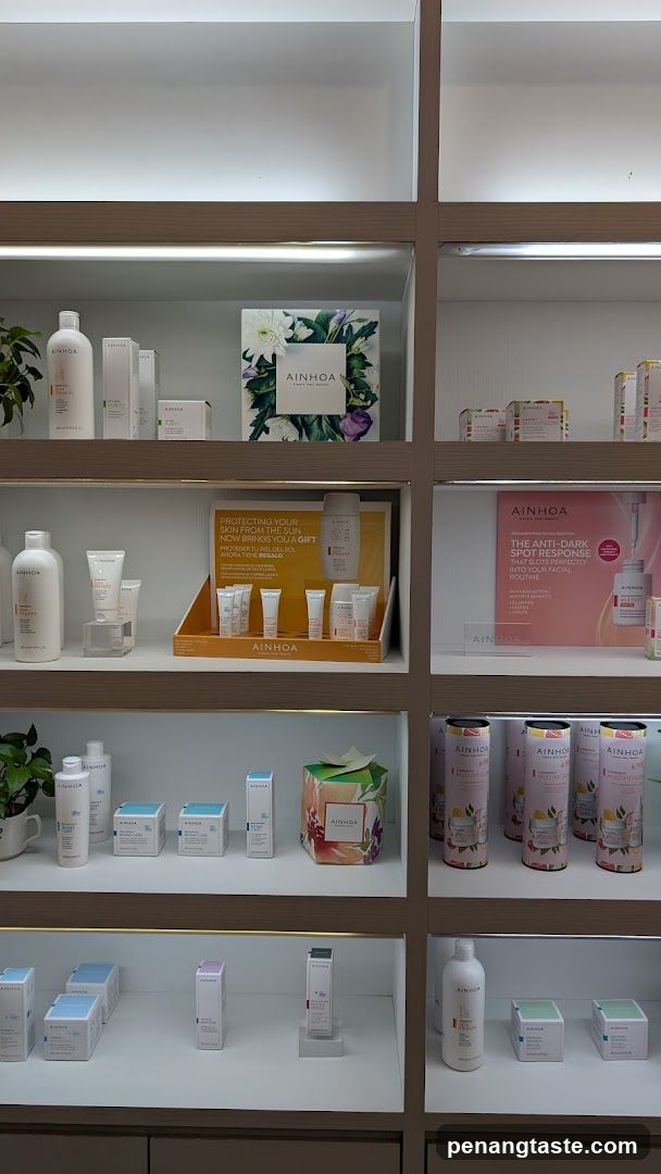 Ainhoa Product Display