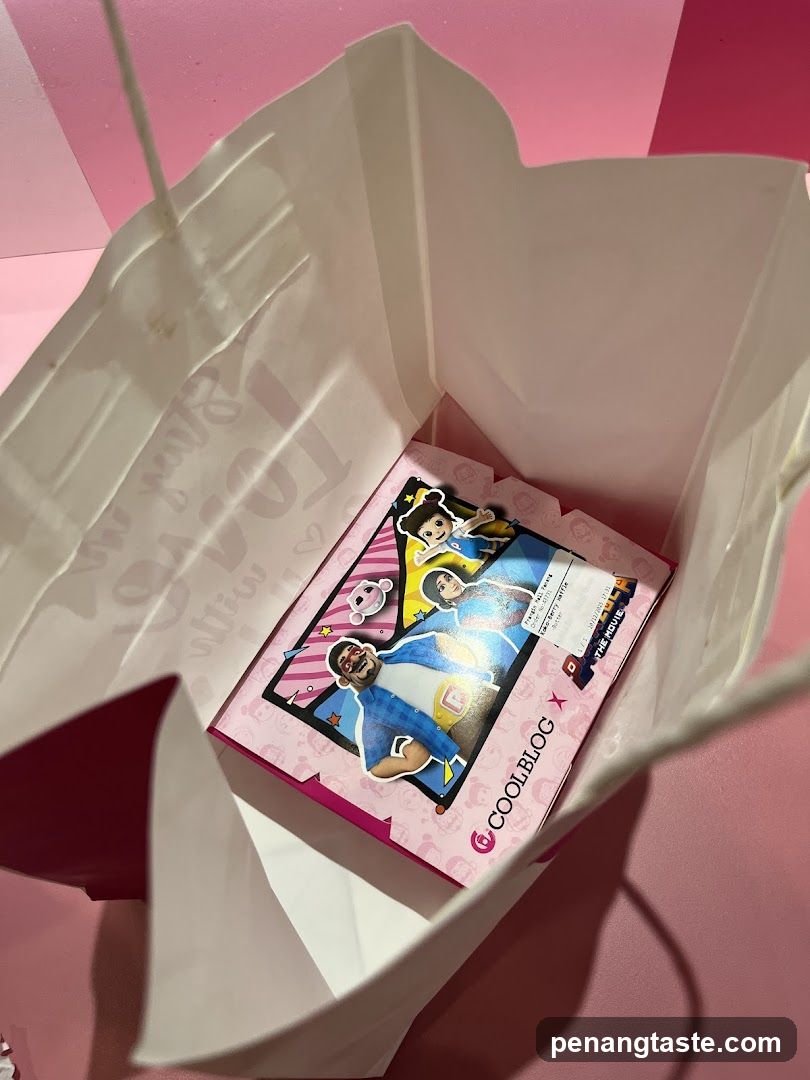 Coolblog Merchandise in Bag