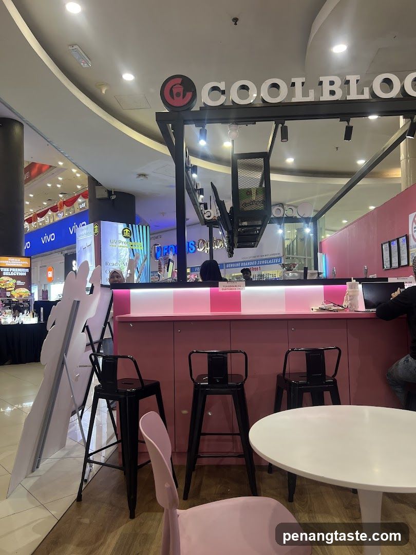 Coolblox Interior