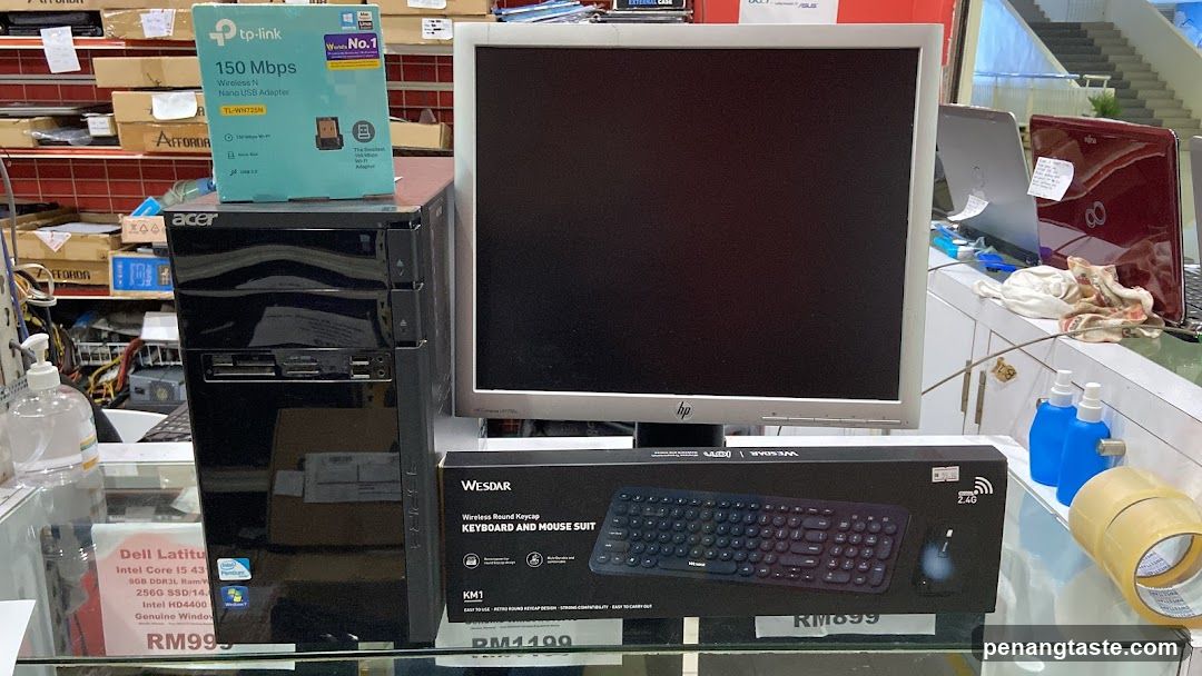 Computer Accessories Display