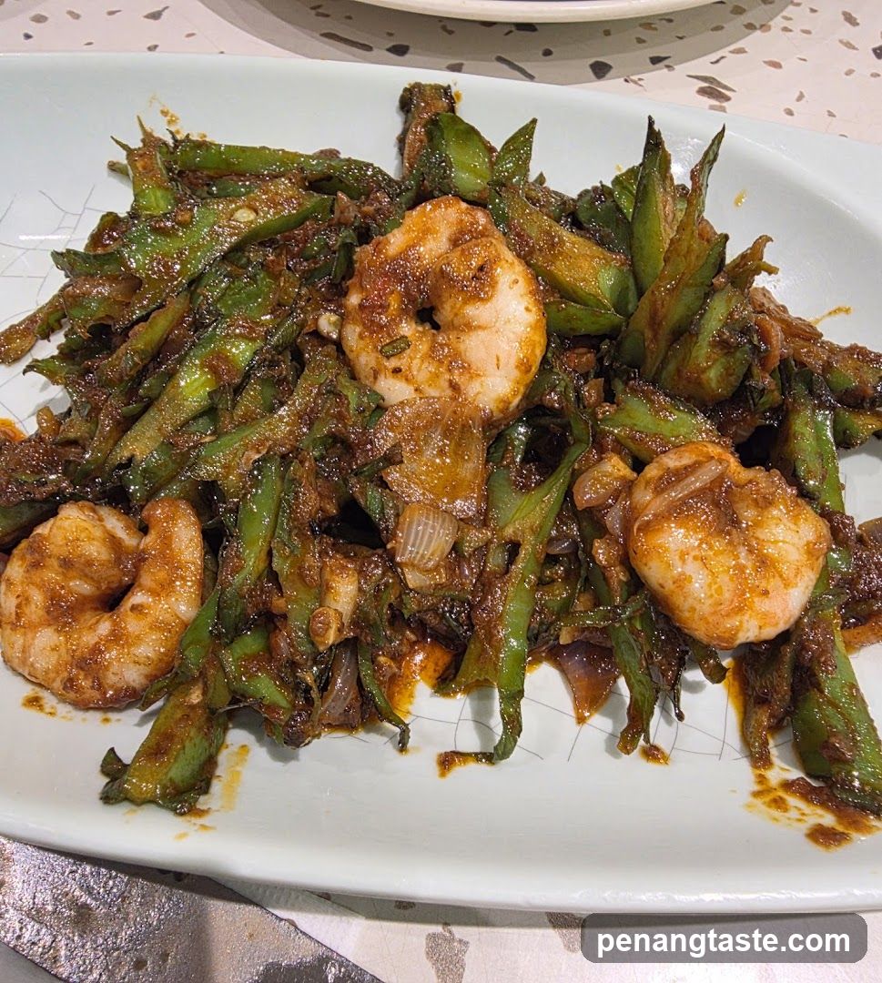 Spicy Shrimp and Green Beans