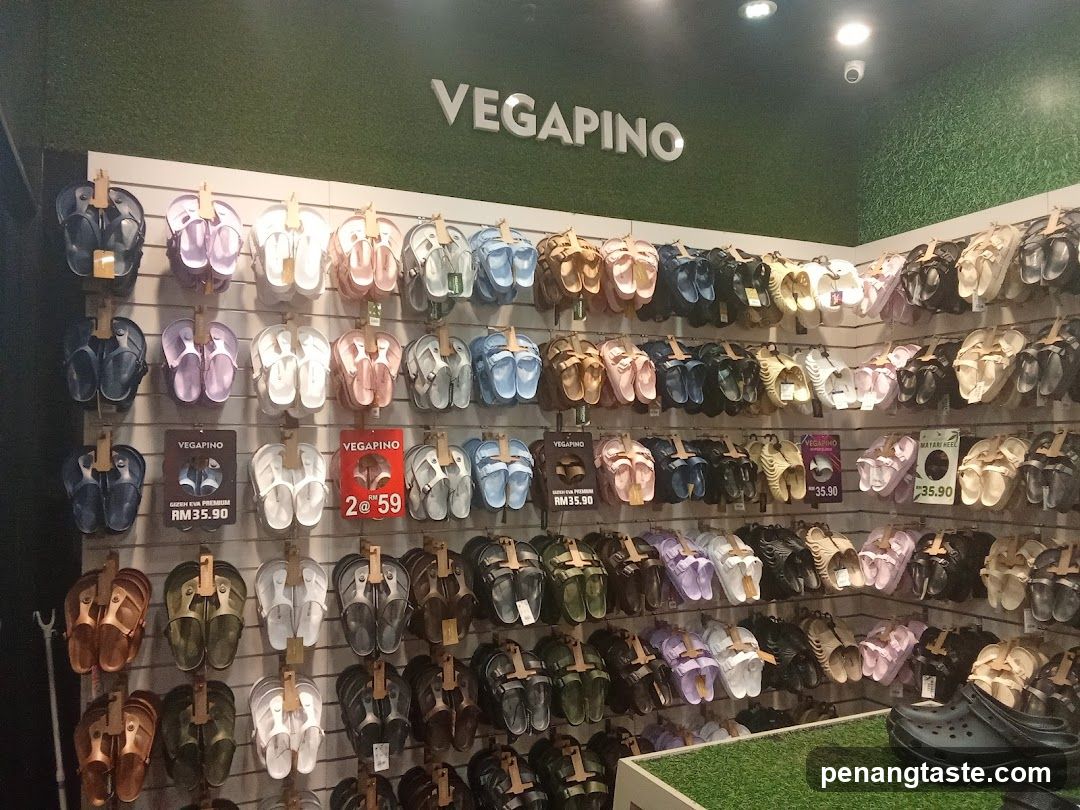 VEGAPINO Footwear Display
