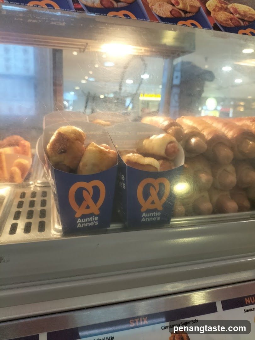 Auntie Anne's Pretzel Display