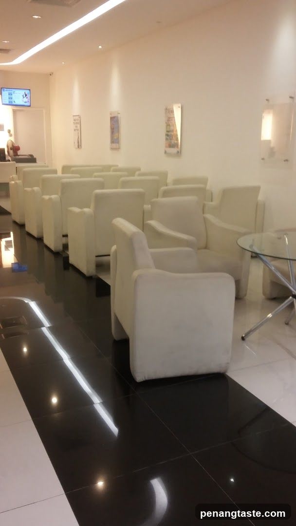 AEON Credit AB Prai