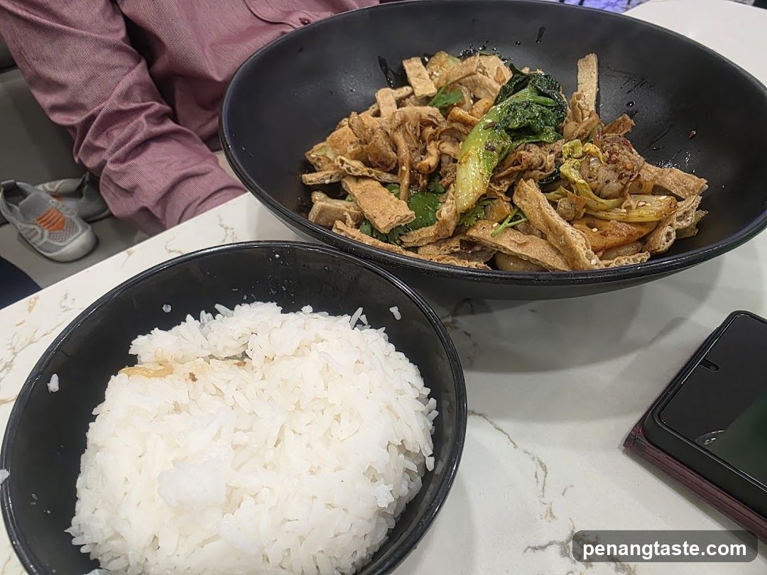 Dragon Noodle 龍鬚麵