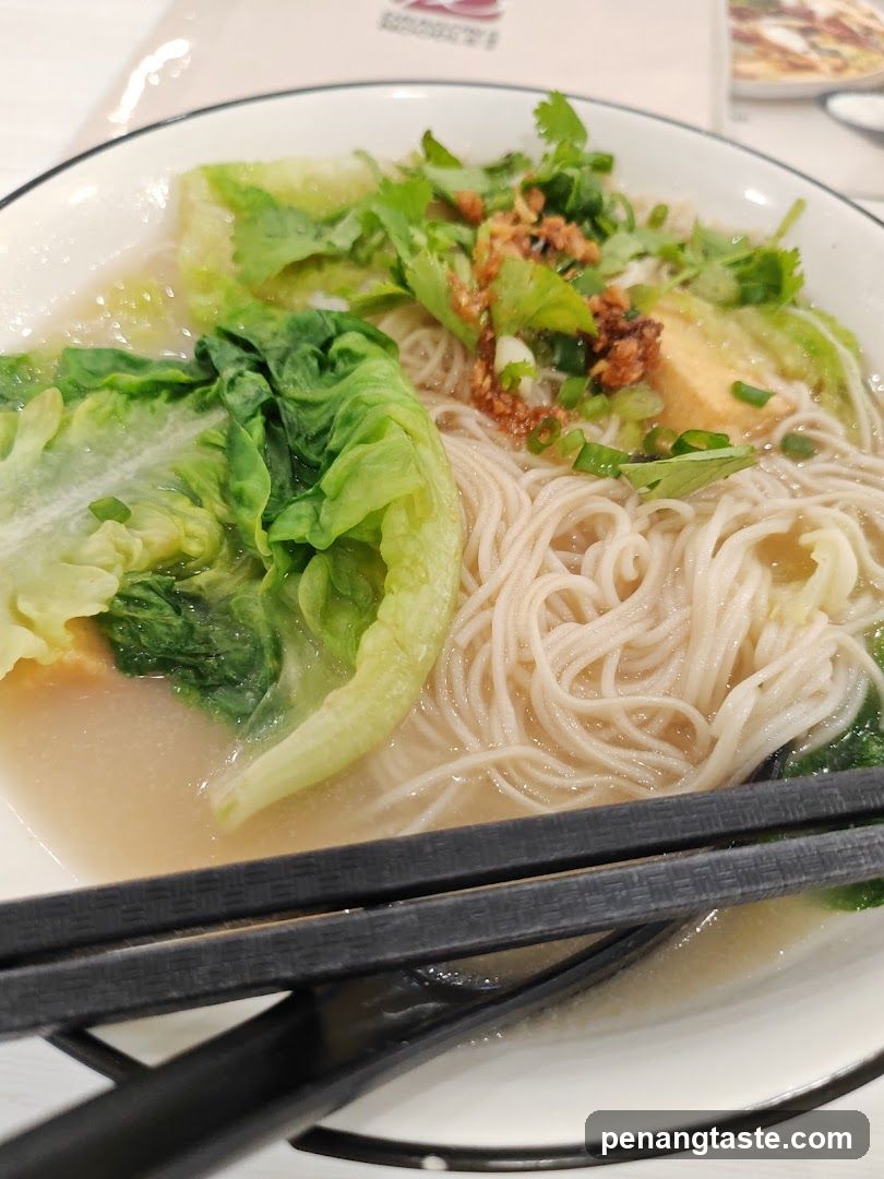 Noodle Bowl with Vegetables and Garnish