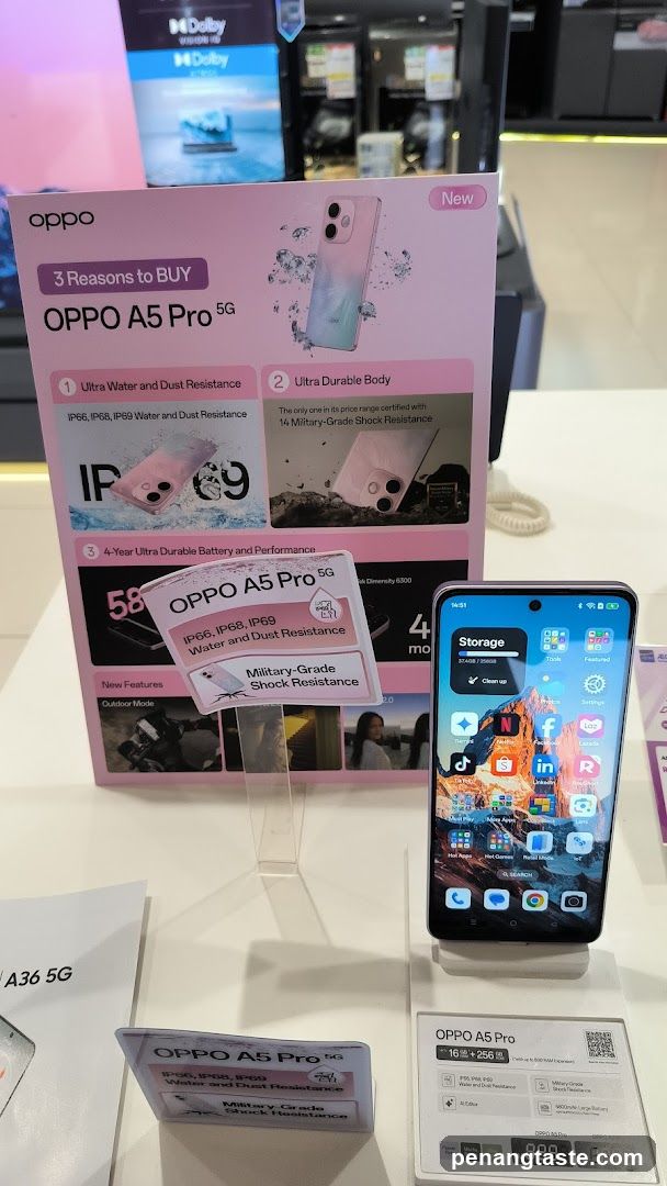 OPPO A5 Pro 5G Display Stand
