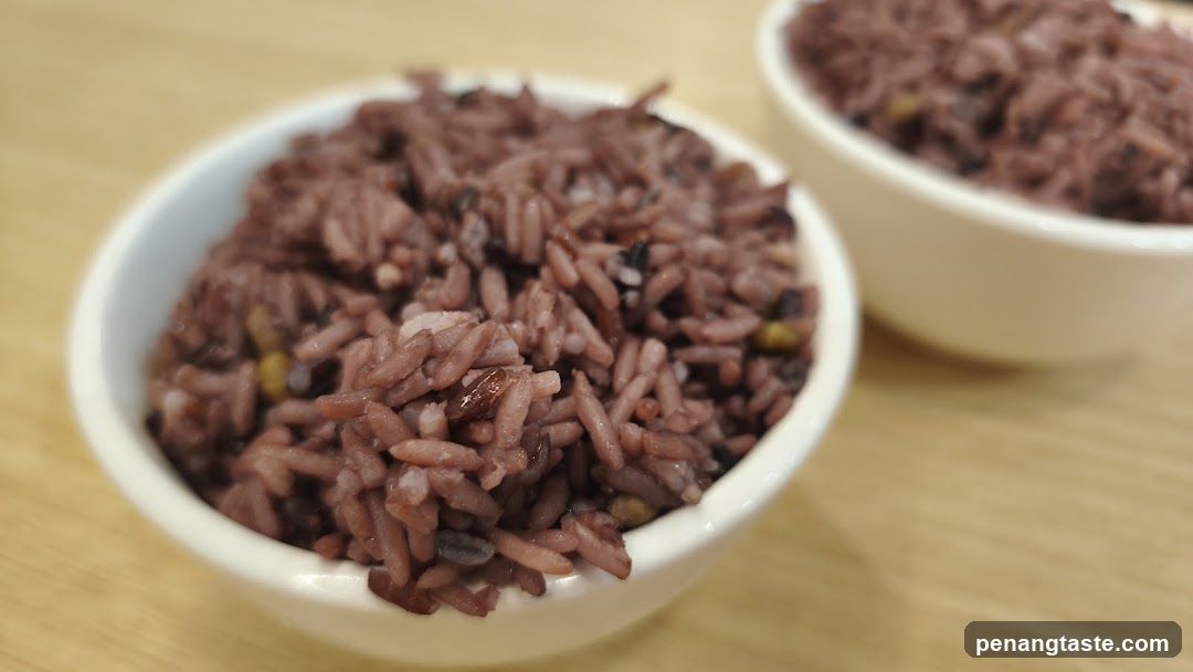 Rice in bowls