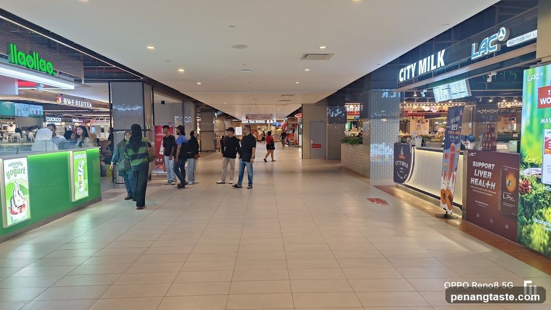 Shopping Mall Corridor Interior
