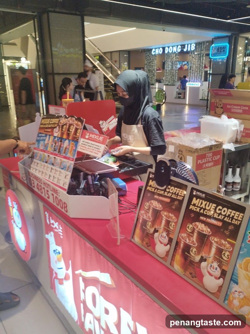 Mixue Coffee Counter