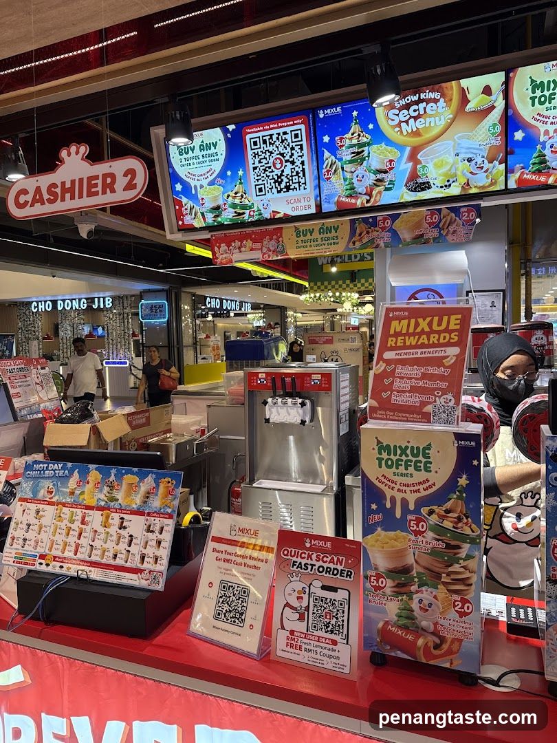 Mixue Store Interior