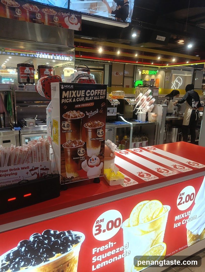 MIXUE Coffee and Ice Cream Counter
