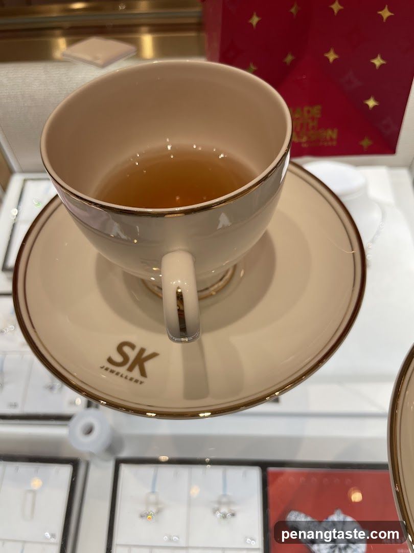 Jewellery Display with Tea Cup