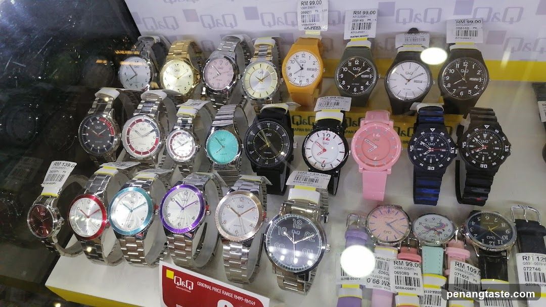 Q&Q Watch Display