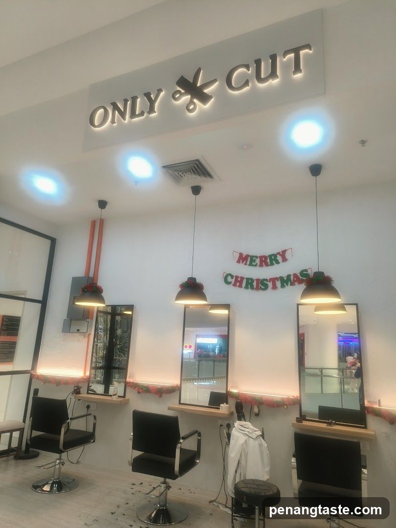 ONLY CUT Salon Interior
