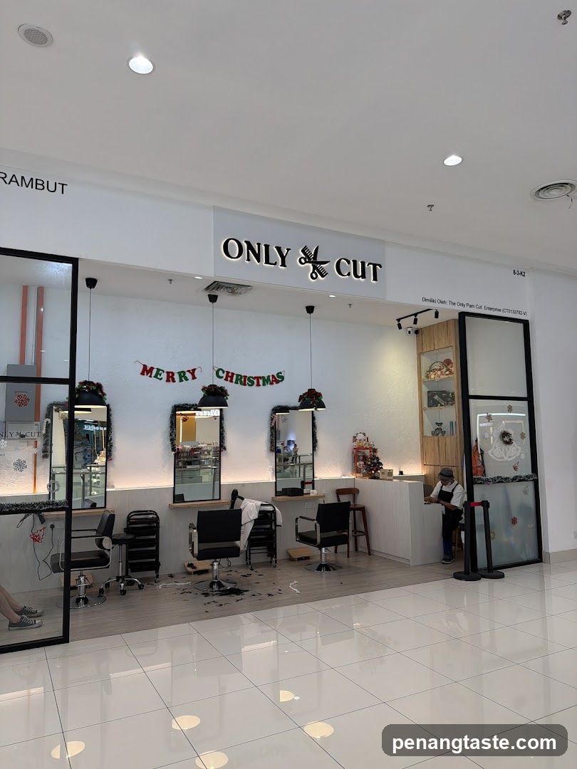 ONLY CUT Salon Interior