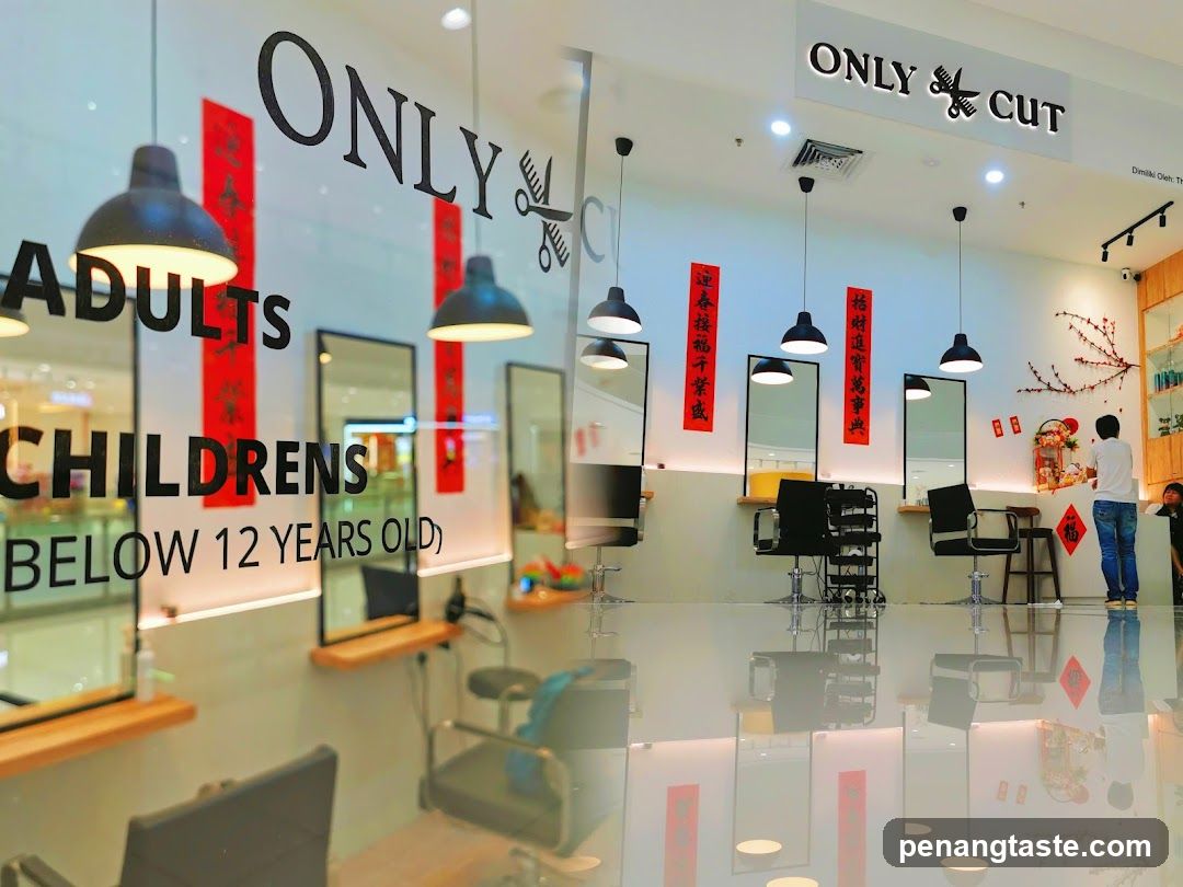 ONLY CUT Salon Interior