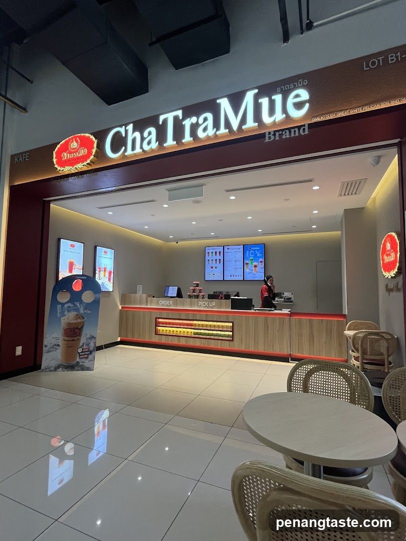 ChaTraMue storefront interior
