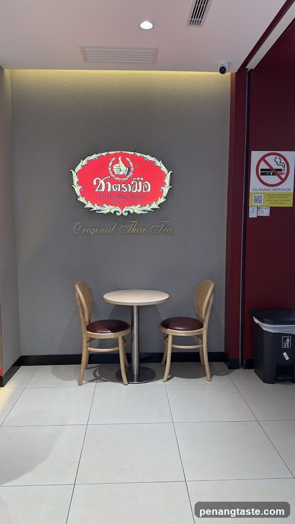 ChaTraMue Brand Original Thai Tea interior