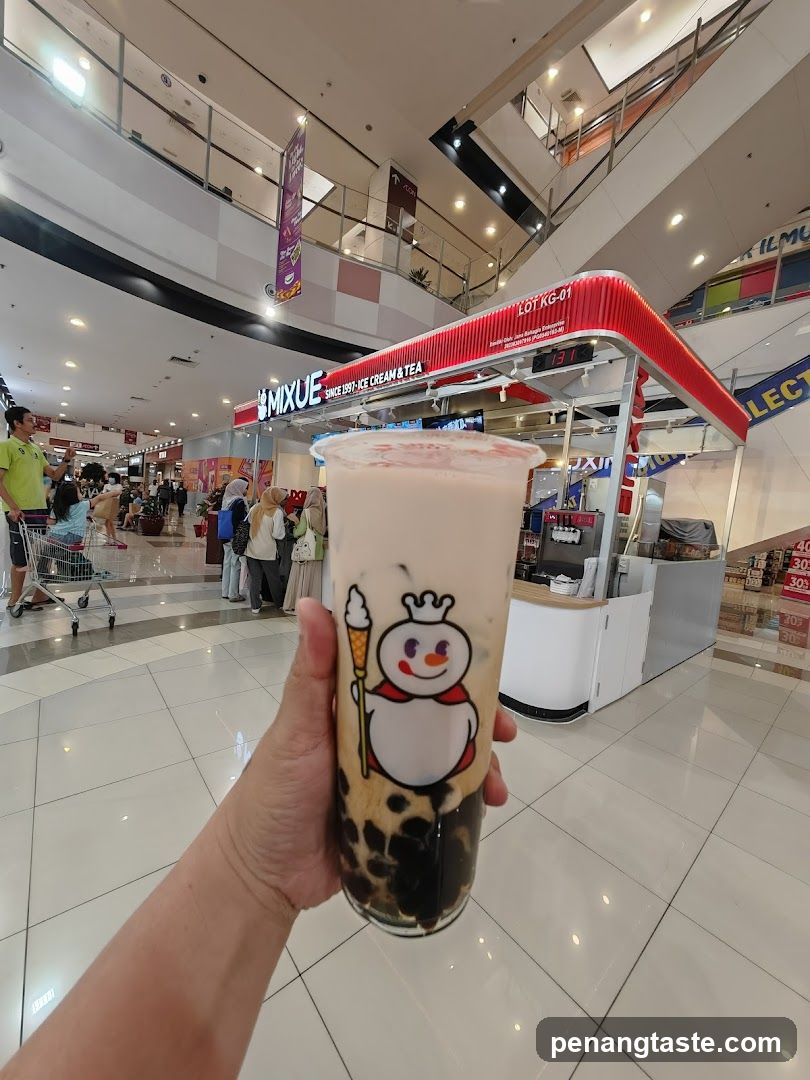 Shopping Mall Interior with Ice Cream & Tea Stand