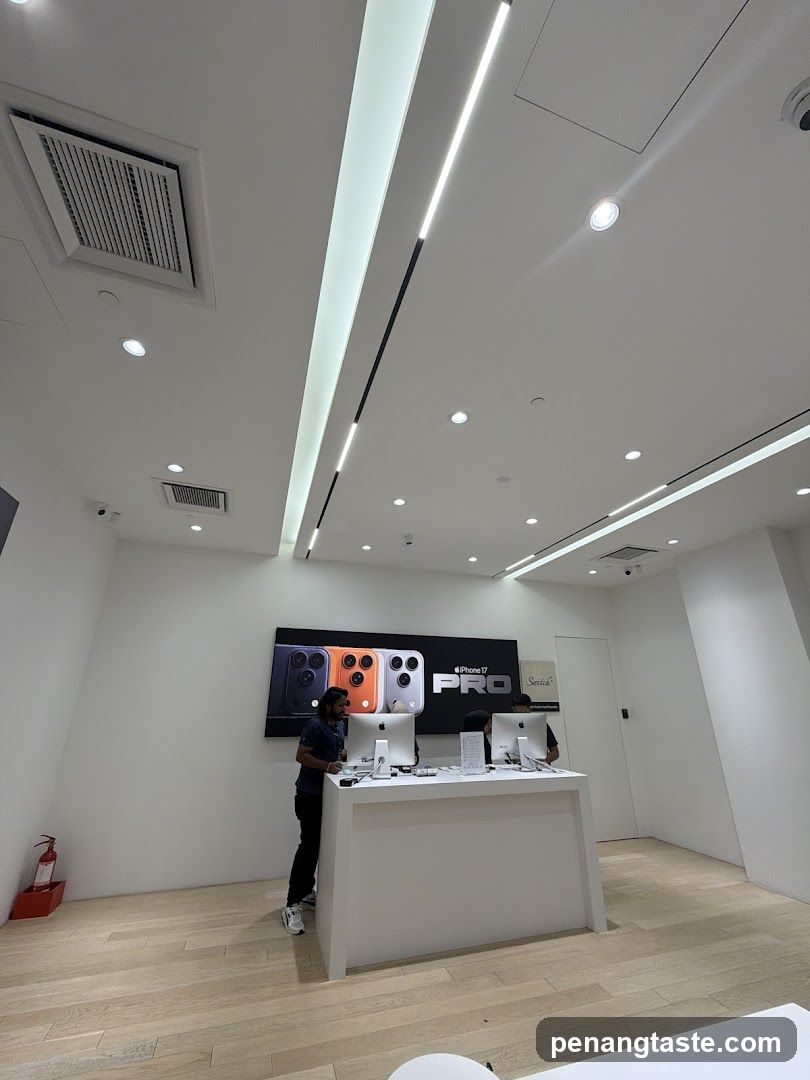 Apple Store Interior