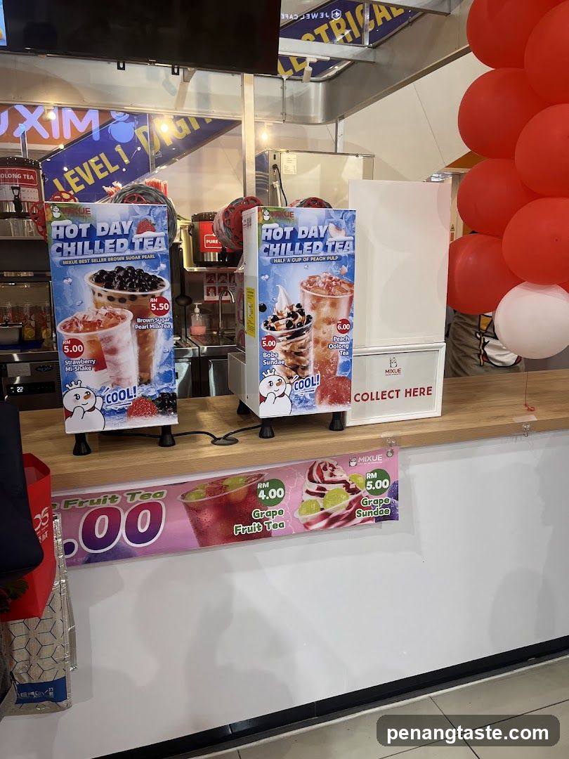 Mixue Tea Stand Interior