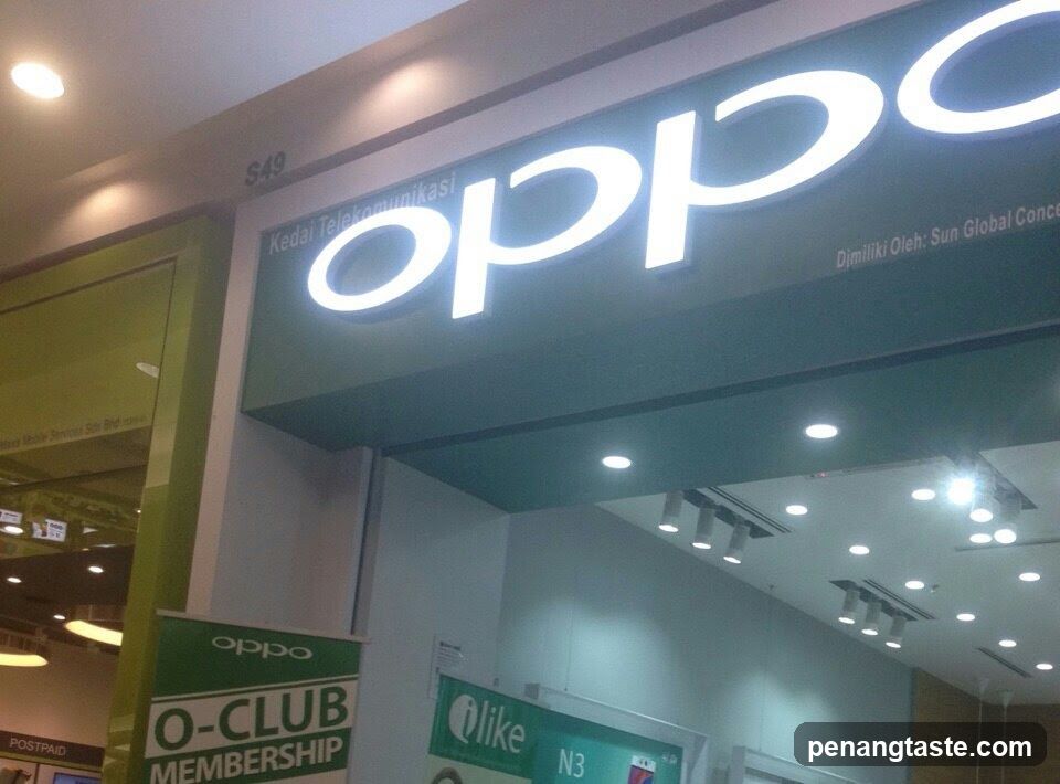 OPPO Experience Store