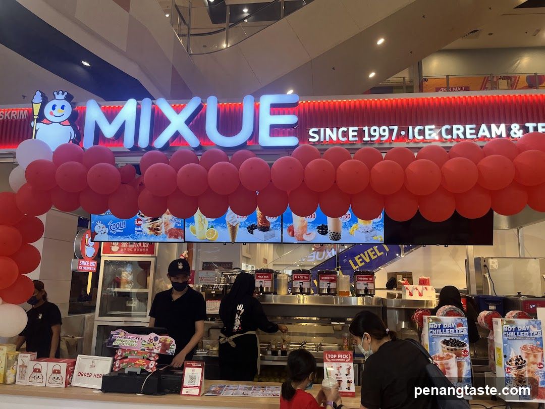 Mixue Ice Cream & Tea Shop Interior