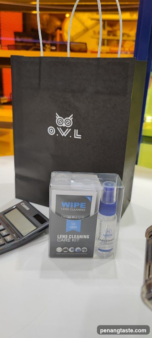 Lens Cleaning Kit and Shopping Bag